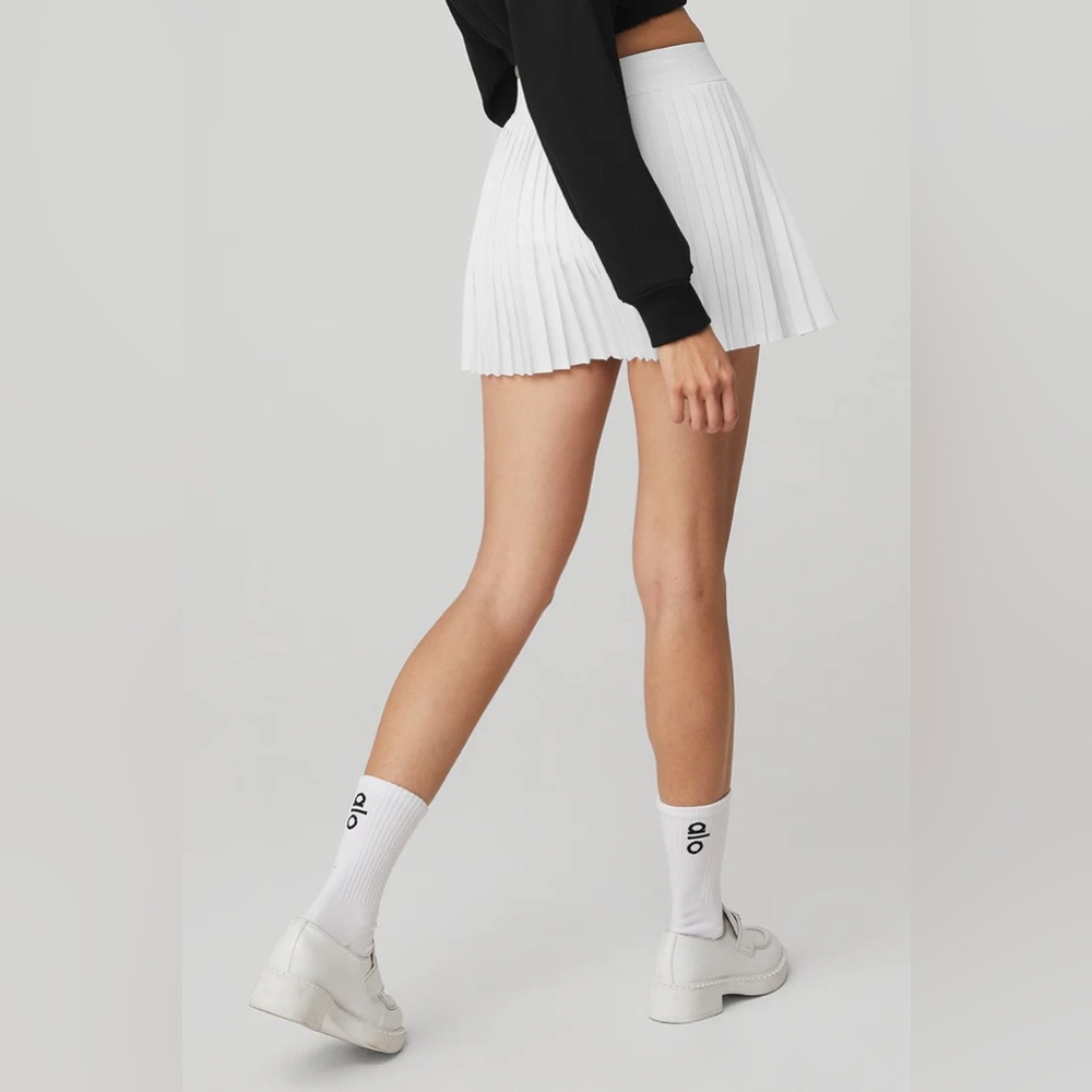 NWT alo yoga aces tennis skirt